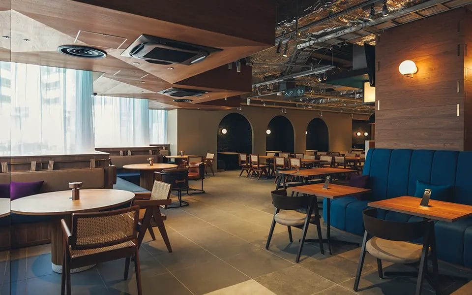 Enjoy delicious food and drinks in a high-quality space