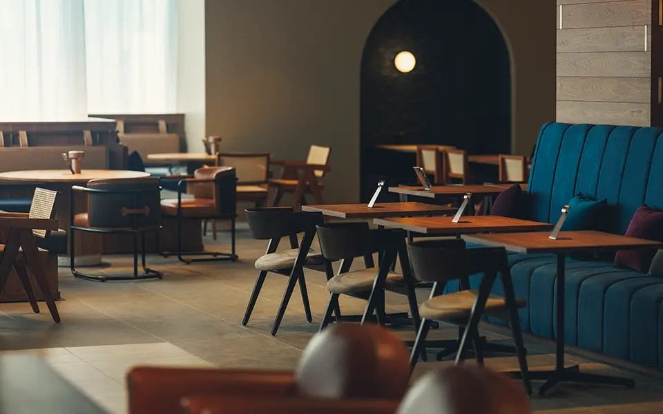모노레일 역에 직결된 푸드홀