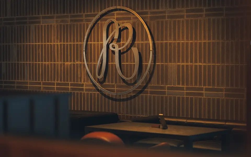 Место для отдыха, подходящее для разных групп людей и целей.