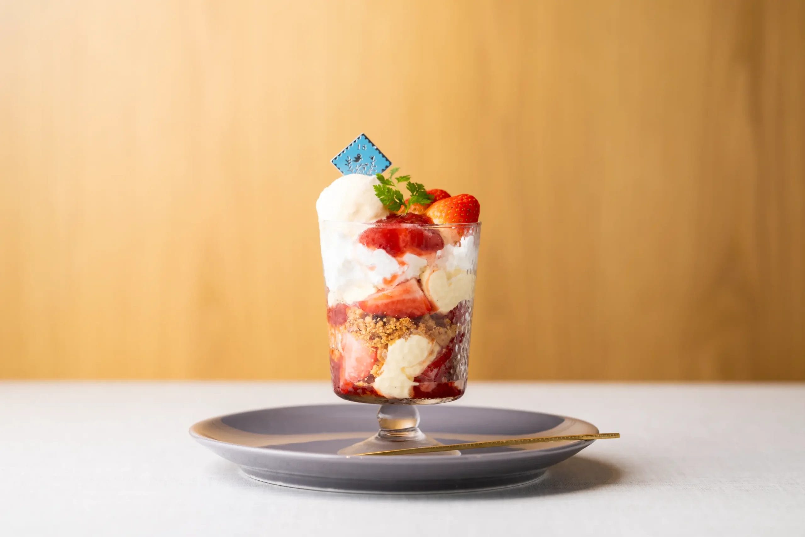 スイーツで食後を彩る