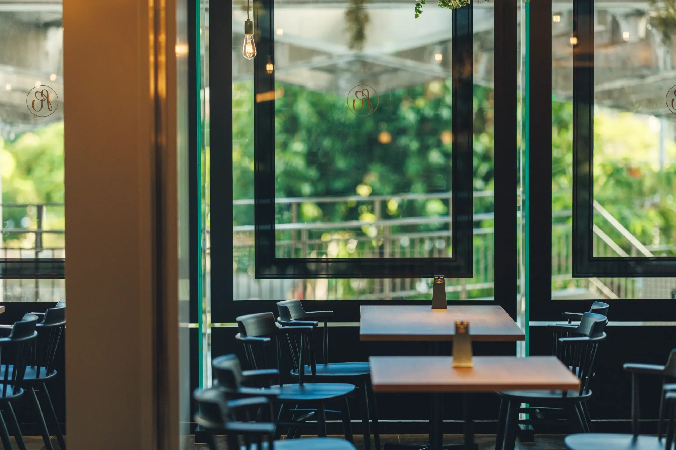 RYUBO各店舗の魅力を一堂に集めた場所